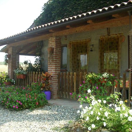 Cascina Beneficio Villa Castelnuovo Bormida ภายนอก รูปภาพ