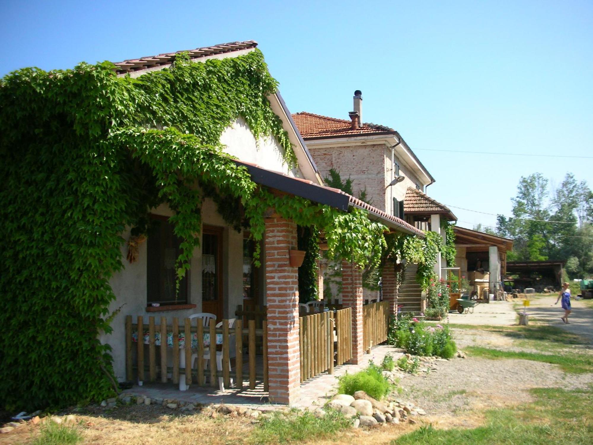 Cascina Beneficio Villa Castelnuovo Bormida ภายนอก รูปภาพ